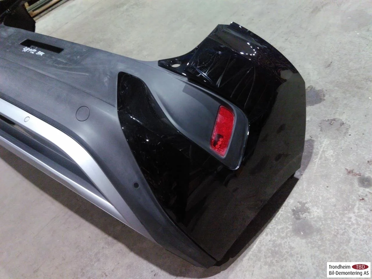 Volkswagen ID.5 2022- Rear bumper view 3