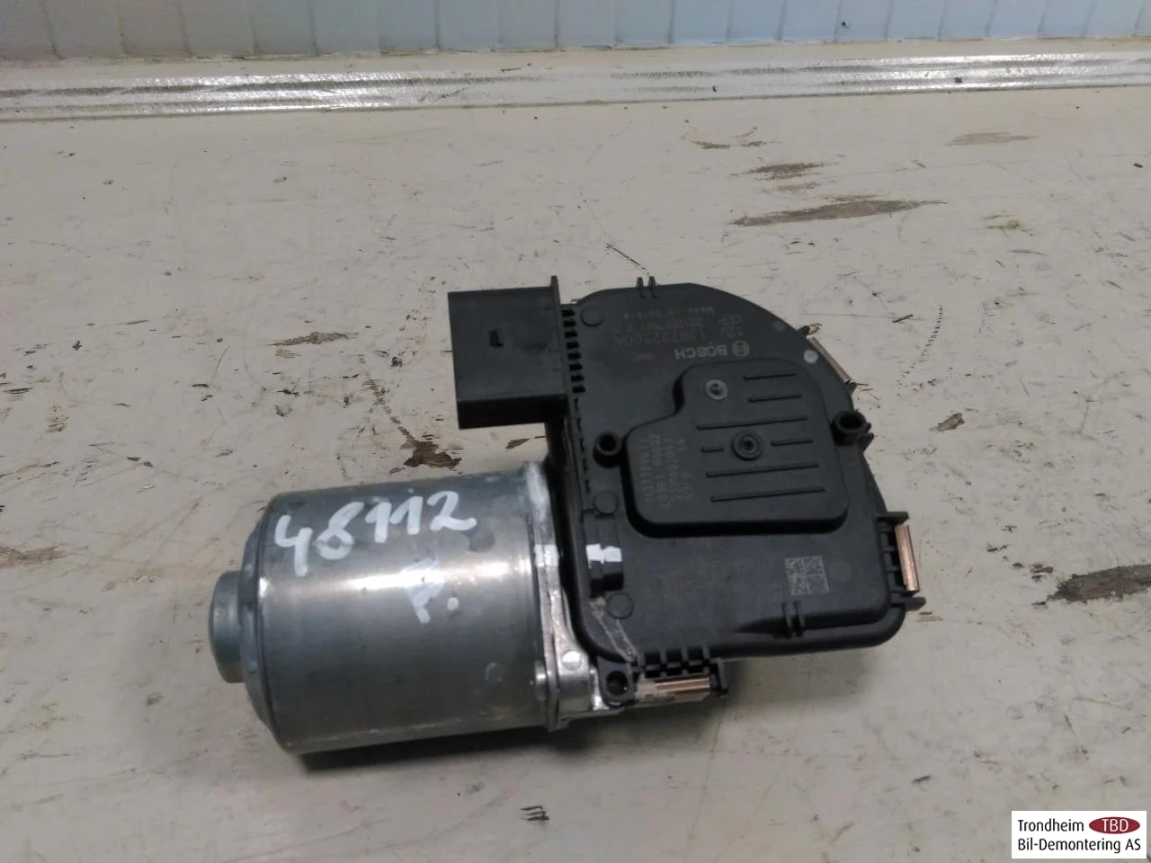 Volkswagen ID.5 2022- Ablaktörlő motor, szélvédő nézet 3