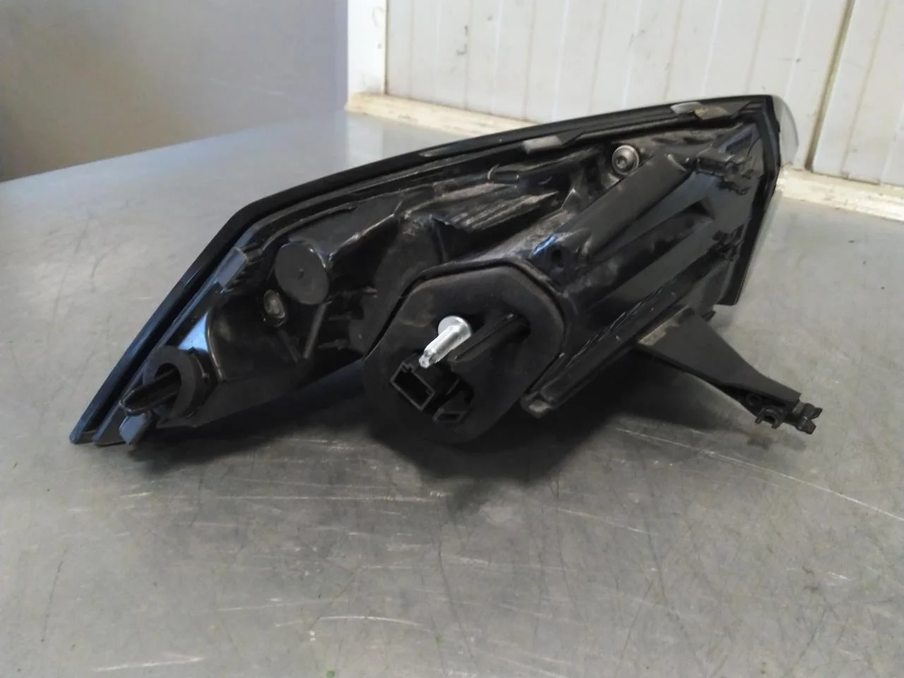 Peugeot 2008/E-2008 2020-> Lampă spate dreapta vedere 4