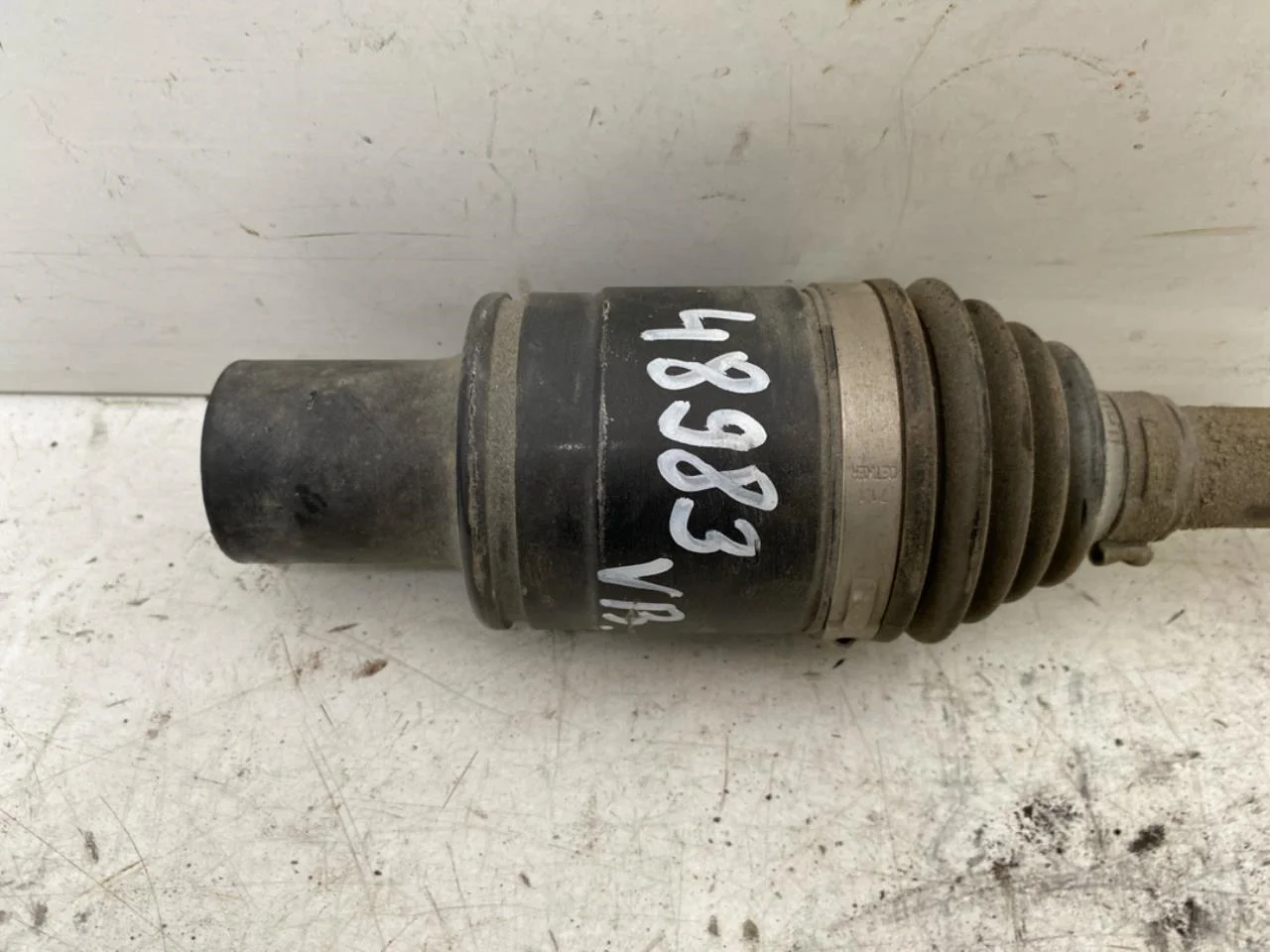 Mercedes EQA H243 2021- Féltengely, hátsó, bal nézet 3