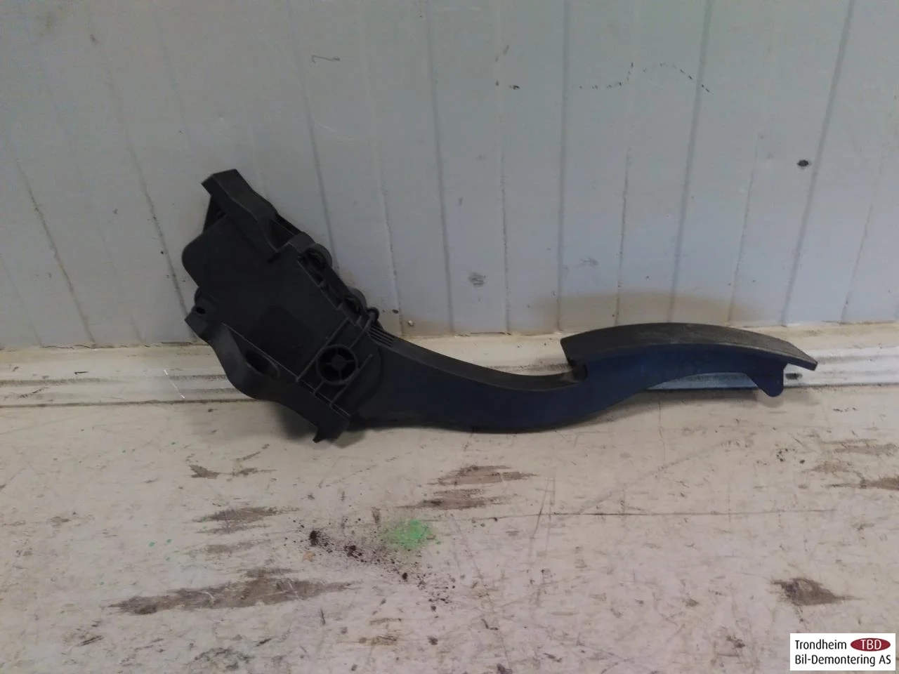 Mercedes B 180-200 W246/W242 2012-19 Gázpedál nézet 2
