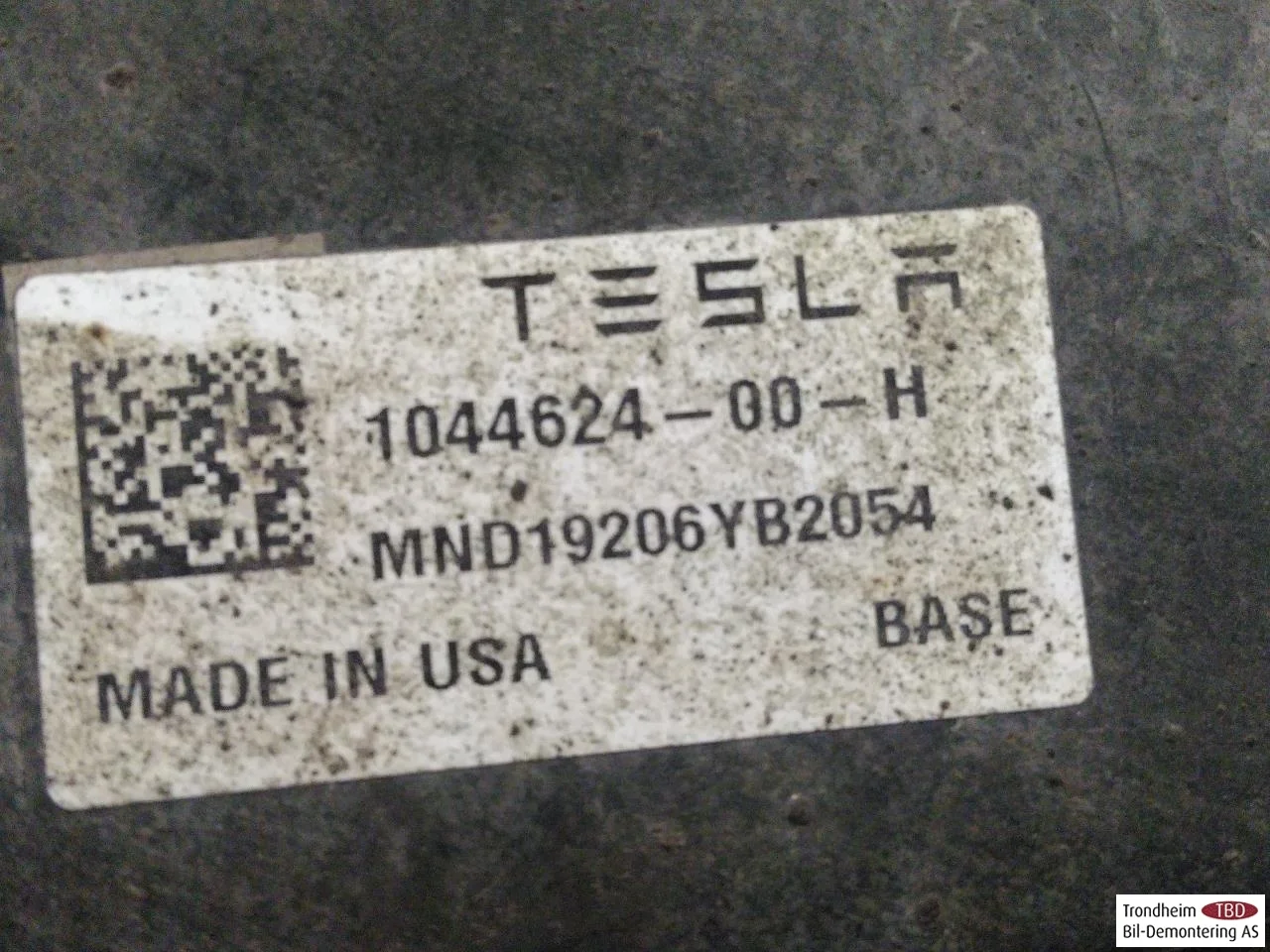 Tesla MODEL 3 2017--> Etrier frână spate dreapta vedere 4