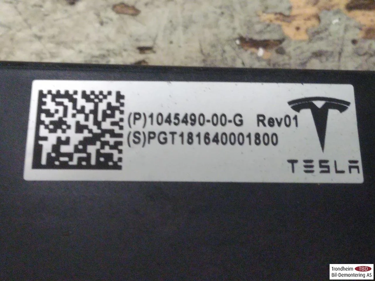Tesla MODEL X 2016- Vezérlőegység, ajtó nézet 3