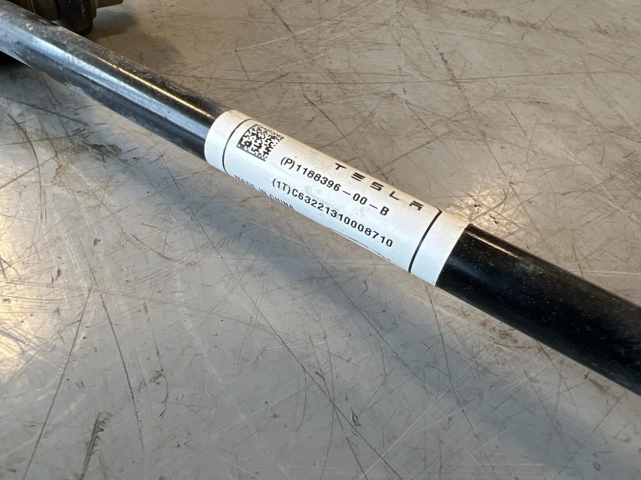 Tesla MODEL Y 2021- Front stabilizer bar
