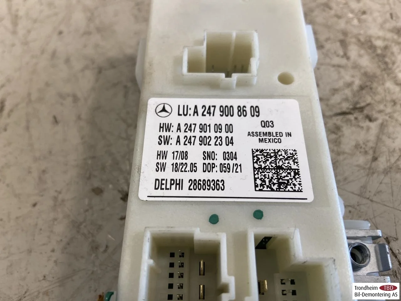 Mercedes EQA H243 2021- Vezérlőegység, csomagtérajtó nézet 3