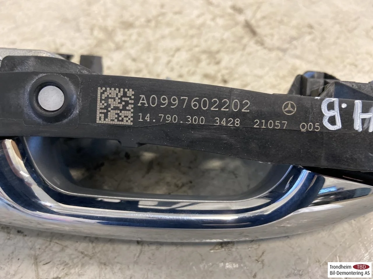 Mercedes EQA H243 2021- Ajtó külső kilincs, jobb nézet 4