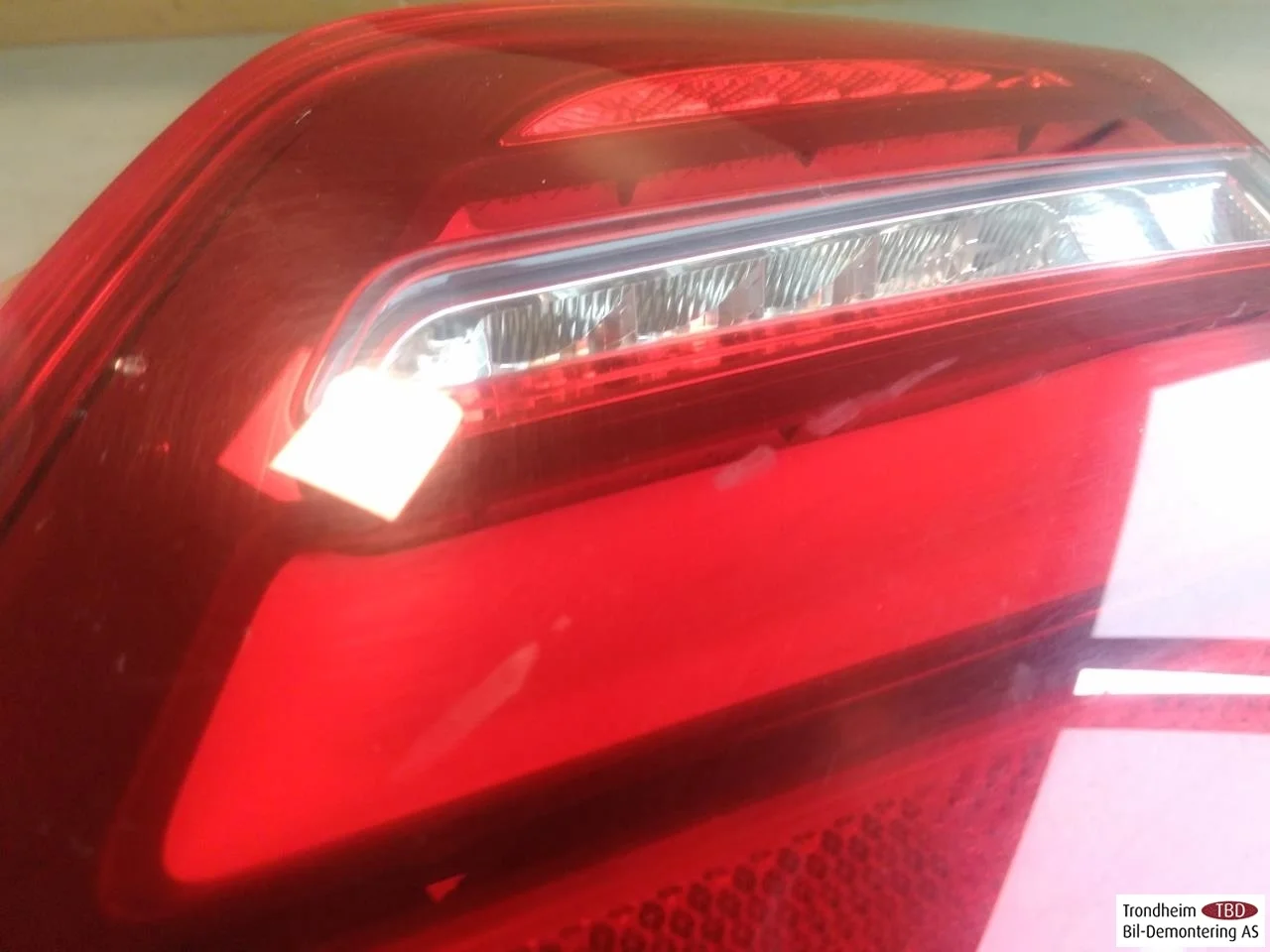 Mercedes B 180-200 W246/W242 2012-19 Hátsó lámpa, jobb, csomagtérajtón (belső) nézet 2