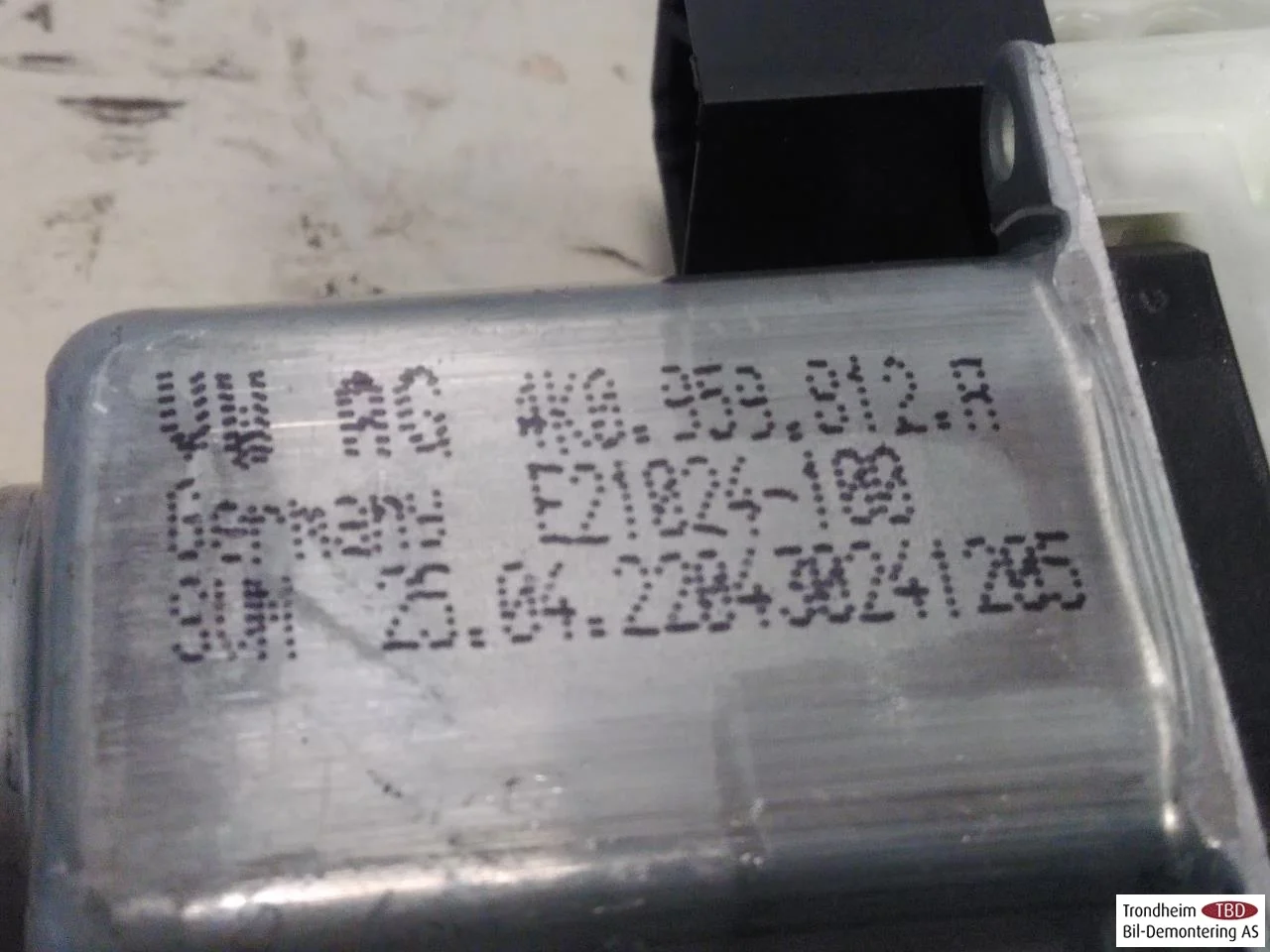 Volkswagen ID.5 2022- Ablakemelő motor nézet 3