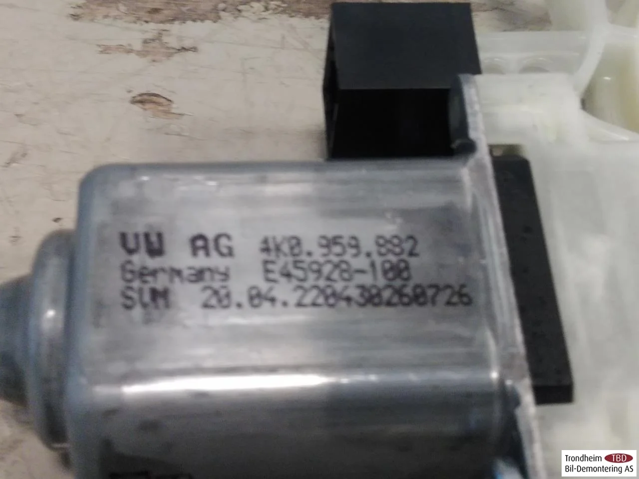Volkswagen ID.5 2022- Ablakemelő motor nézet 3