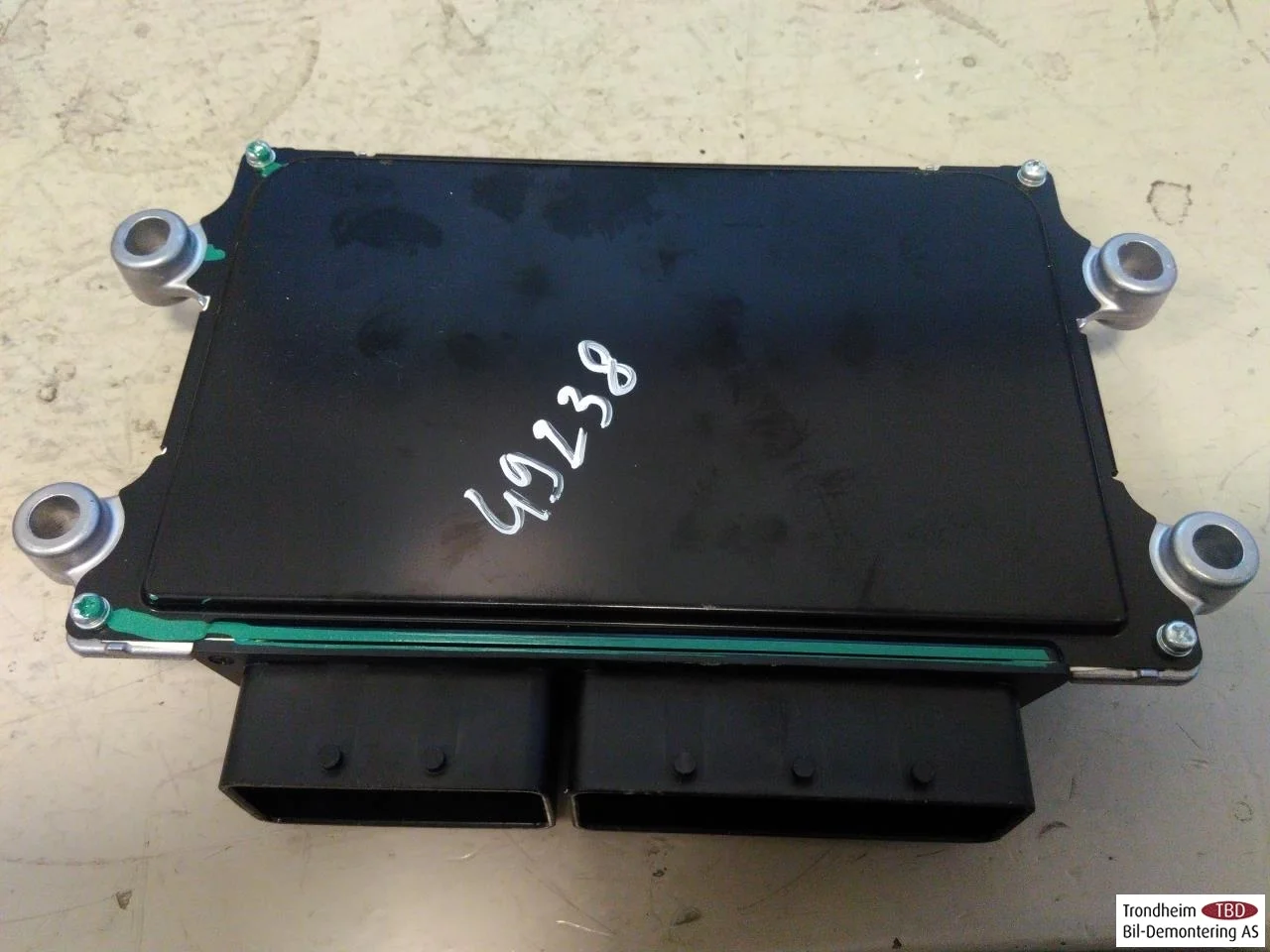 Nissan LEAF 2017-24 Injection control unit, petrol view 2