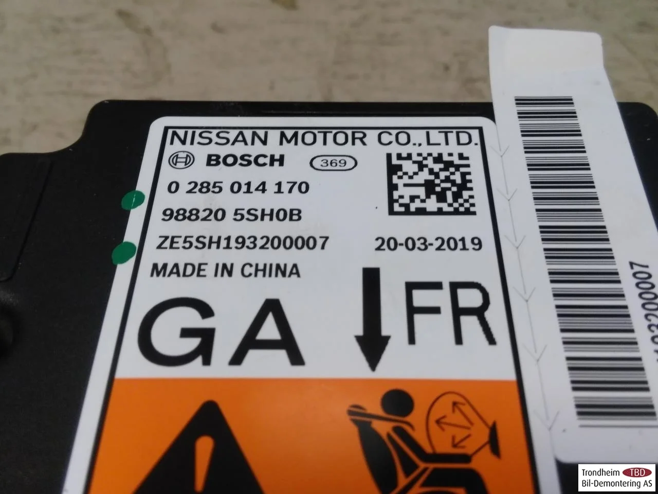 Nissan LEAF 2017-24 Légzsák elektronikai egység nézet 4