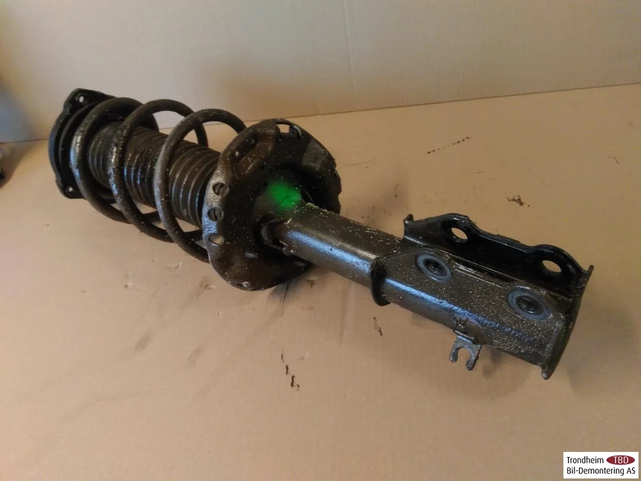 Mg MG4 EH32 2023- Amortizor tip McPherson, față stânga
