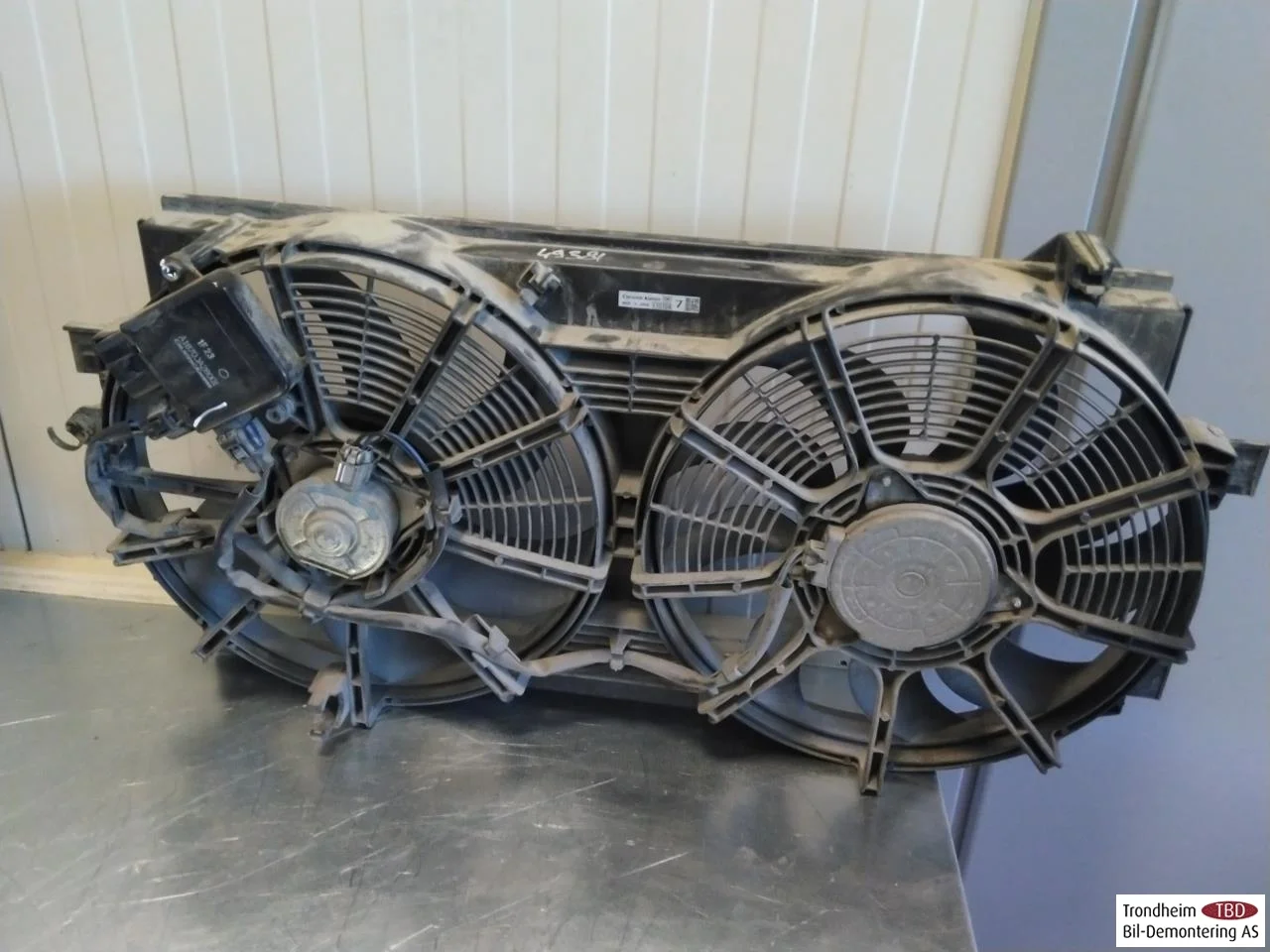 Nissan LEAF 2011-17 Electric cooling fan