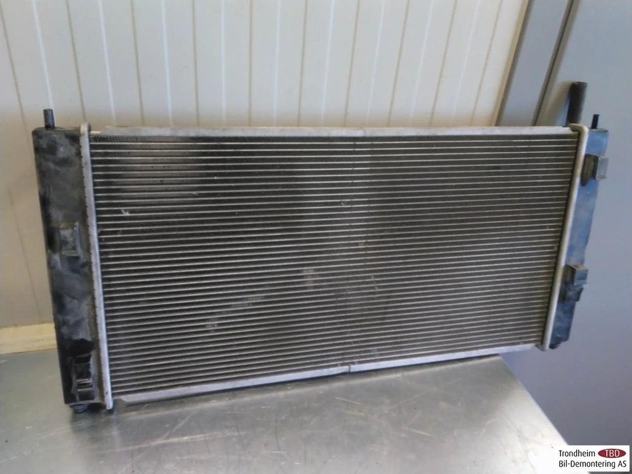 Nissan LEAF 2011-17 Radiator, automatic transmission view 2