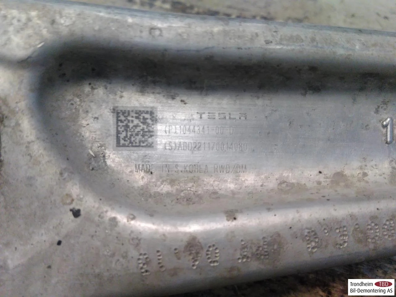 Tesla MODEL 3 2017--> Braț de suspensie față stânga vedere 2