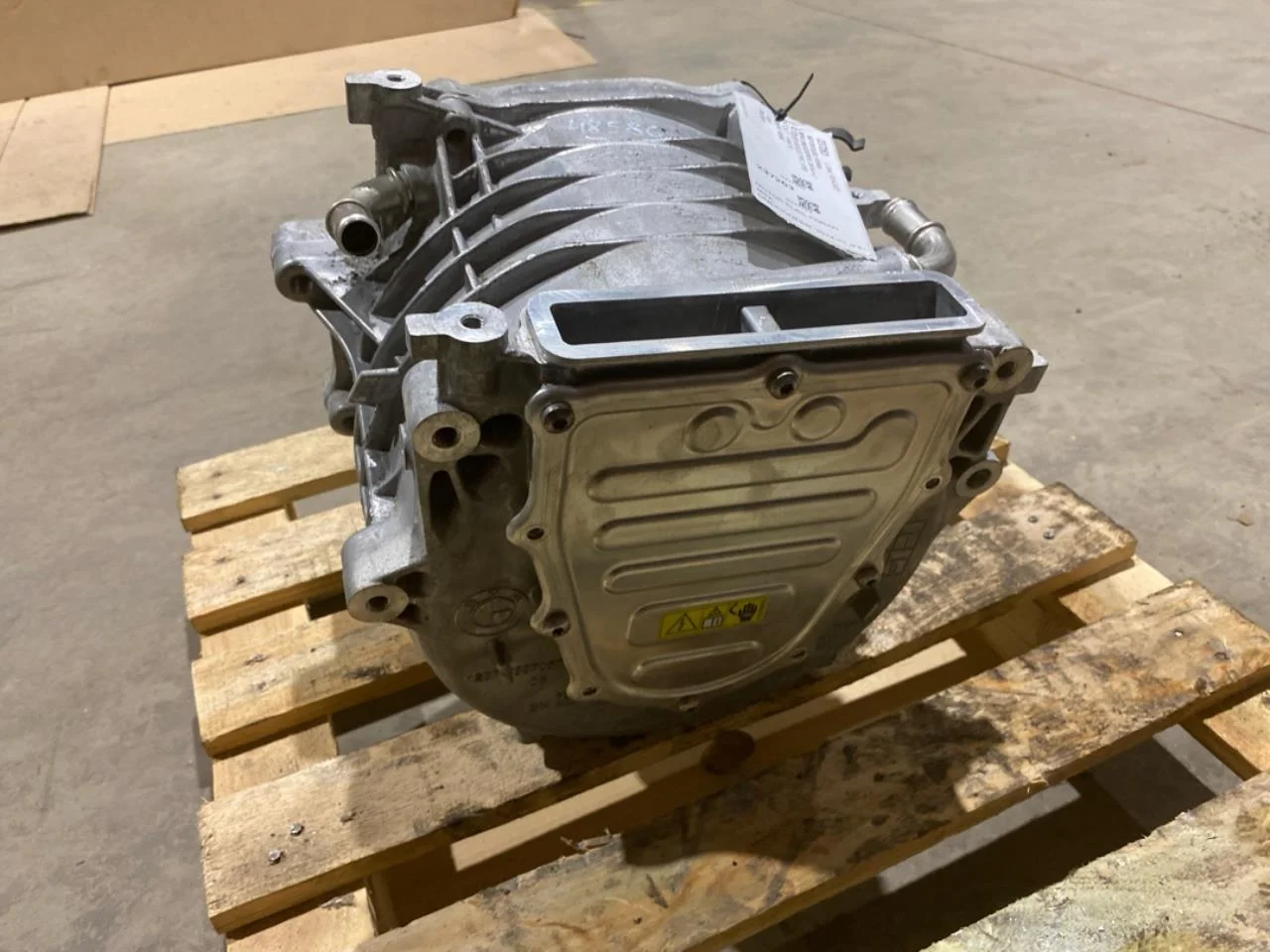 Mini MINI ONE/COOPER 3DR F56 2014-24 Elektromos motor, első nézet 4