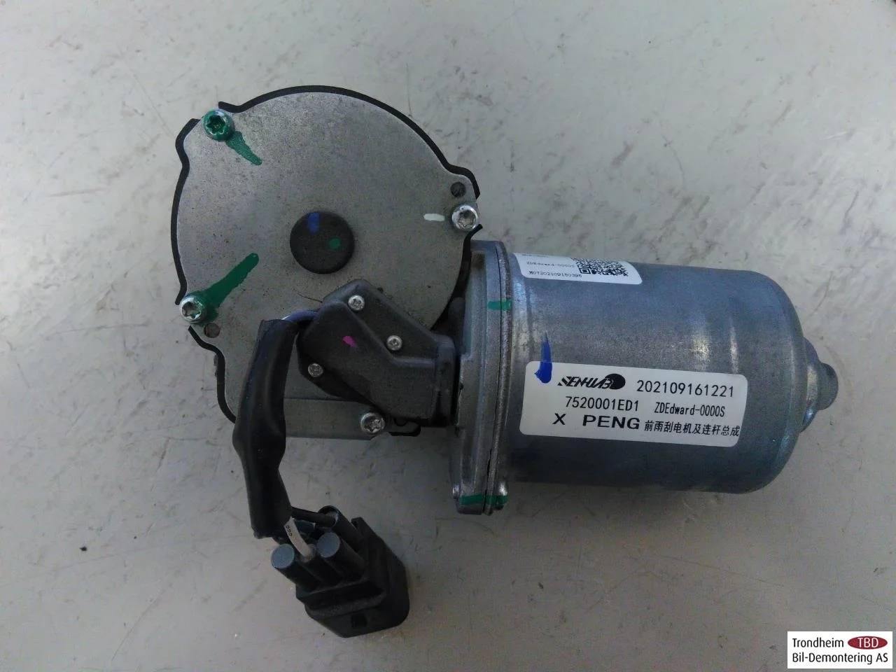 Xpeng P7 2022- Ablaktörlő motor, szélvédő