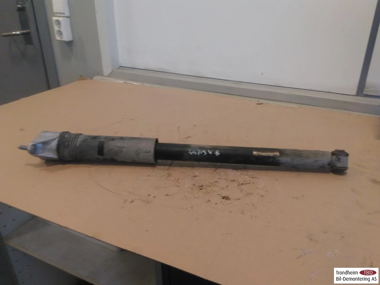 Mercedes EQA H243 2021- Shock absorber, rear