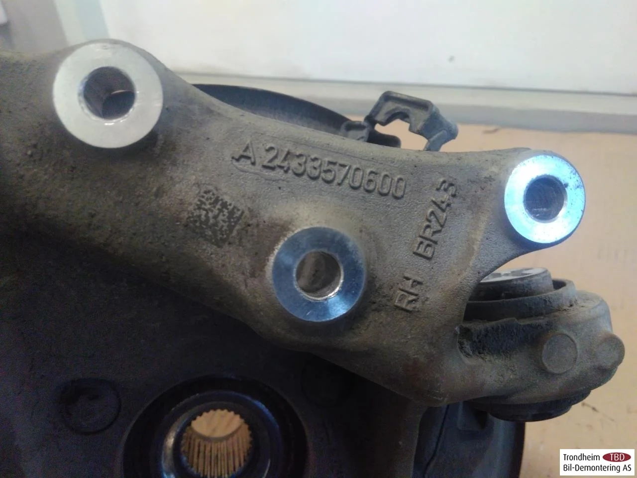 Mercedes EQA H243 2021- Portfuzetă, dreapta spate vedere 3