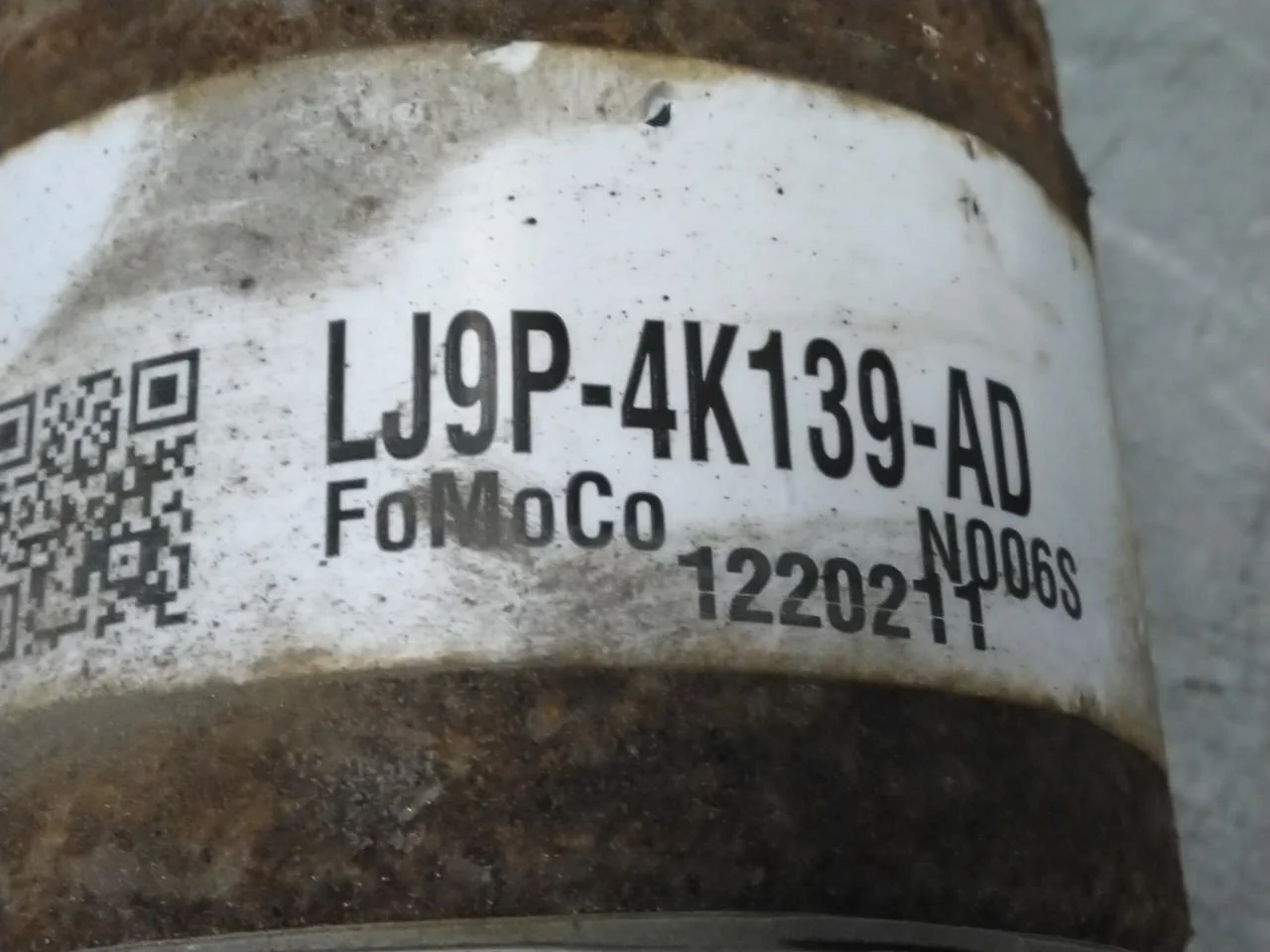 Ford MUSTANG MACH-E 2021- Rear left driveshaft view 4