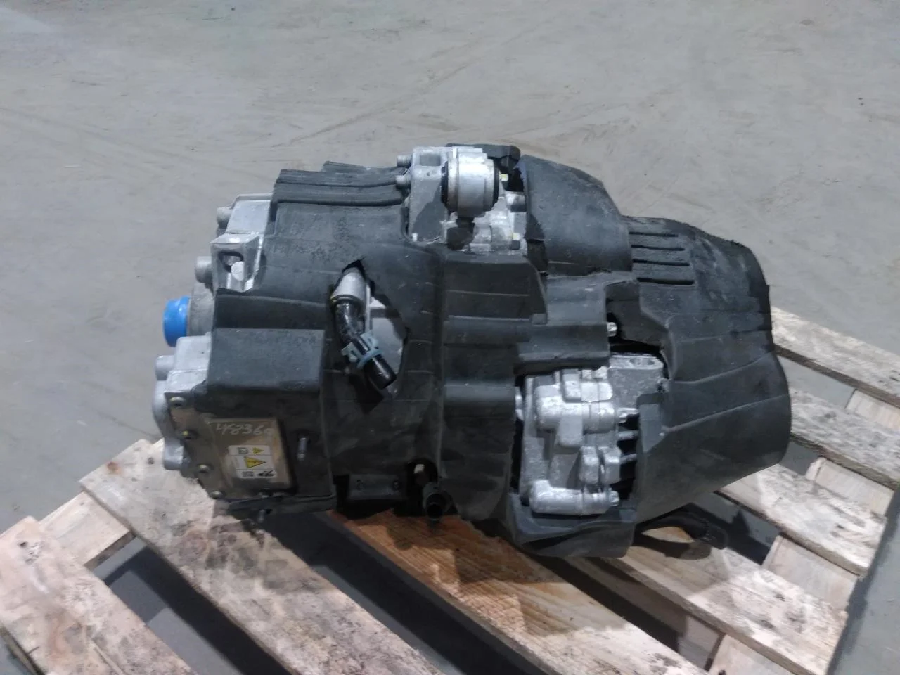 Ford MUSTANG MACH-E 2021- Elektromos motor, első