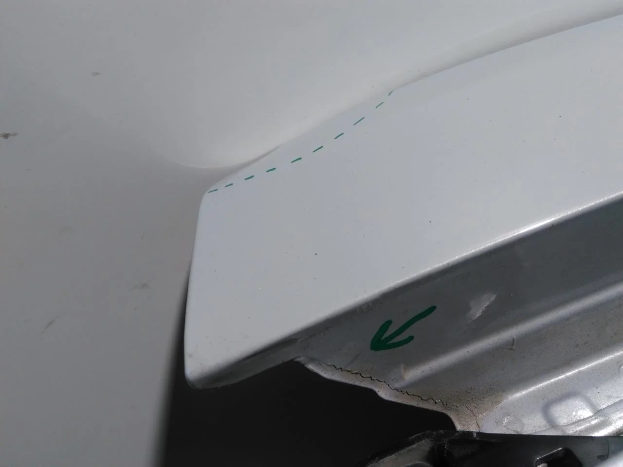 Polestar 2 2020- Trunk lid, sedan view 3