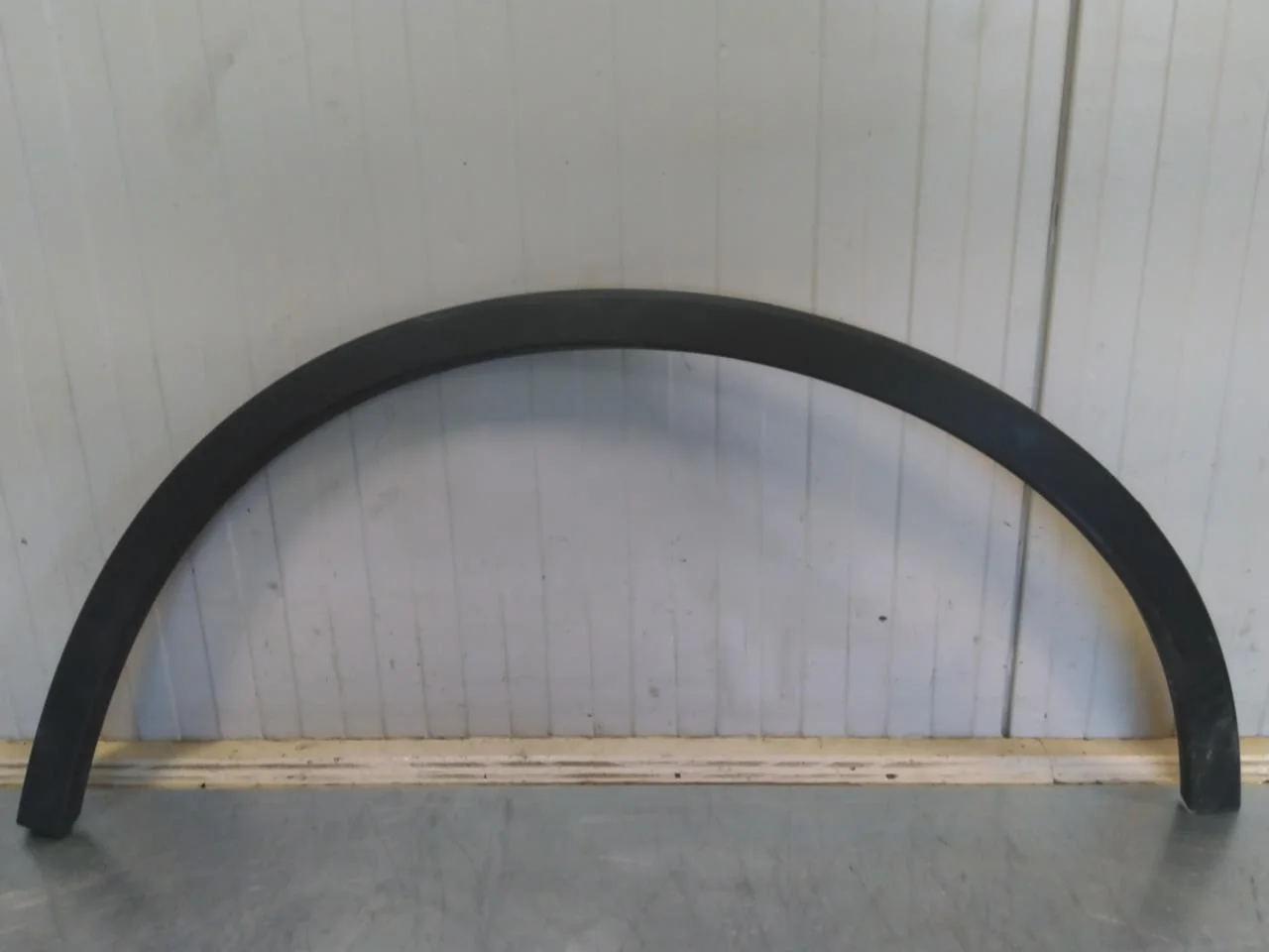 Polestar 2 2020- Wheel arch trim