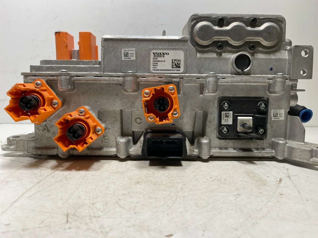Polestar 2 2020- Inverter, 12-220V nézet 2