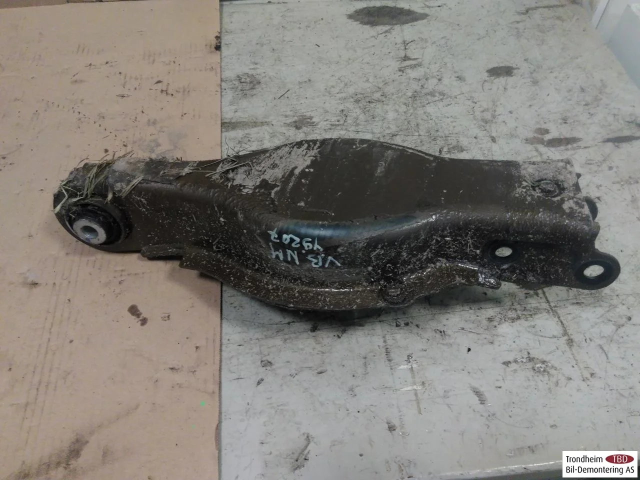 Mg MG4 EH32 2023- Braț suspensie, stânga spate vedere 2