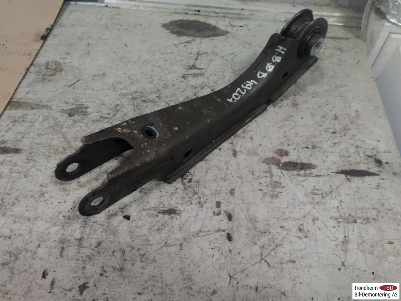 Mg MG4 EH32 2023- Braț suspensie, dreapta spate