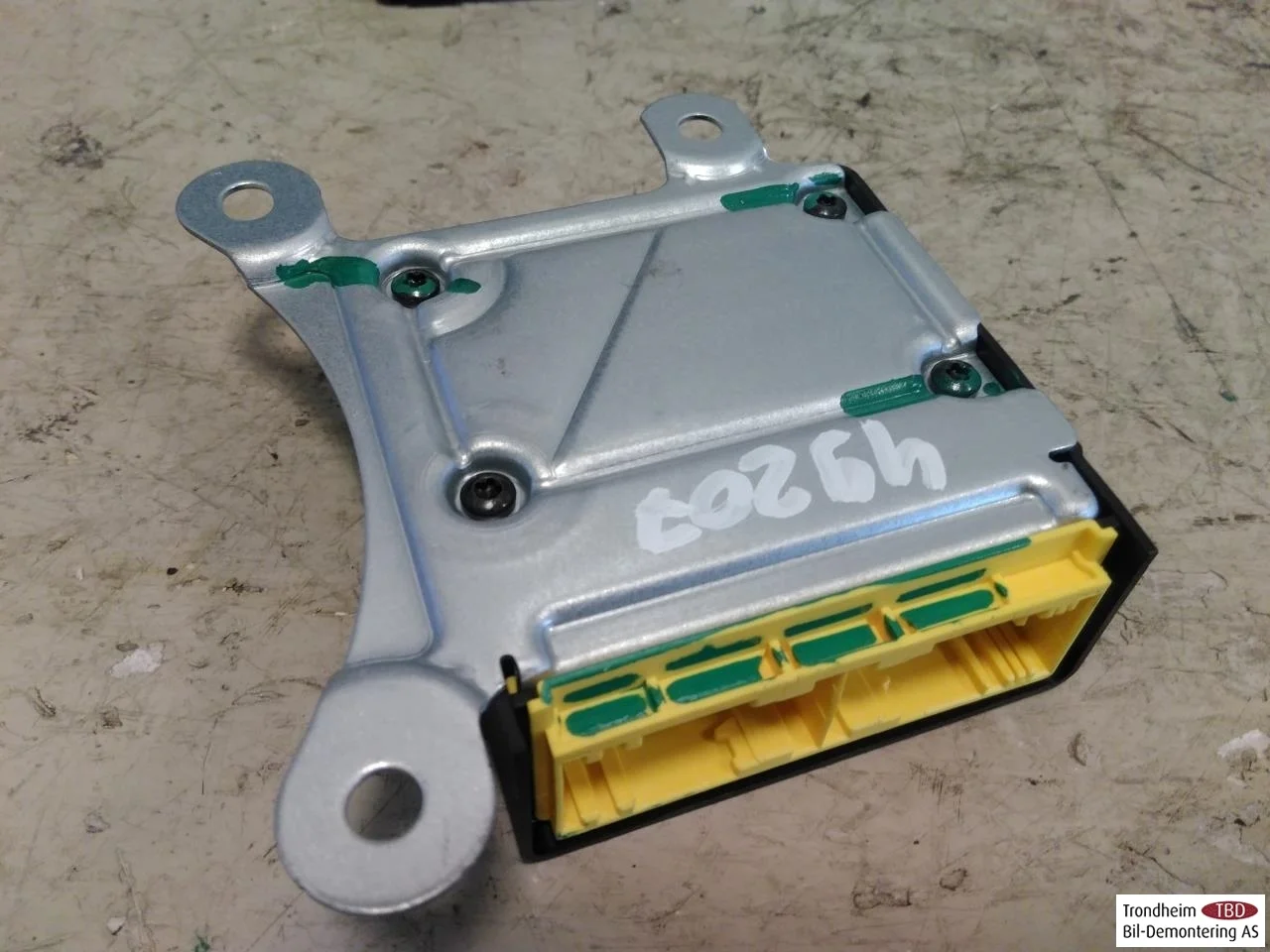 Mg MG4 EH32 2023- Légzsák elektronikai egység nézet 2