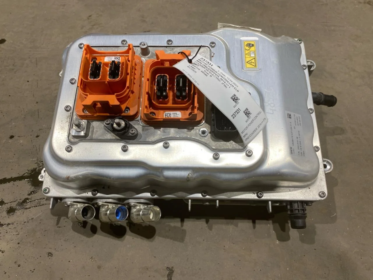 Mini MINI ONE/COOPER 3DR F56 2014-24 Akkumulátortöltő