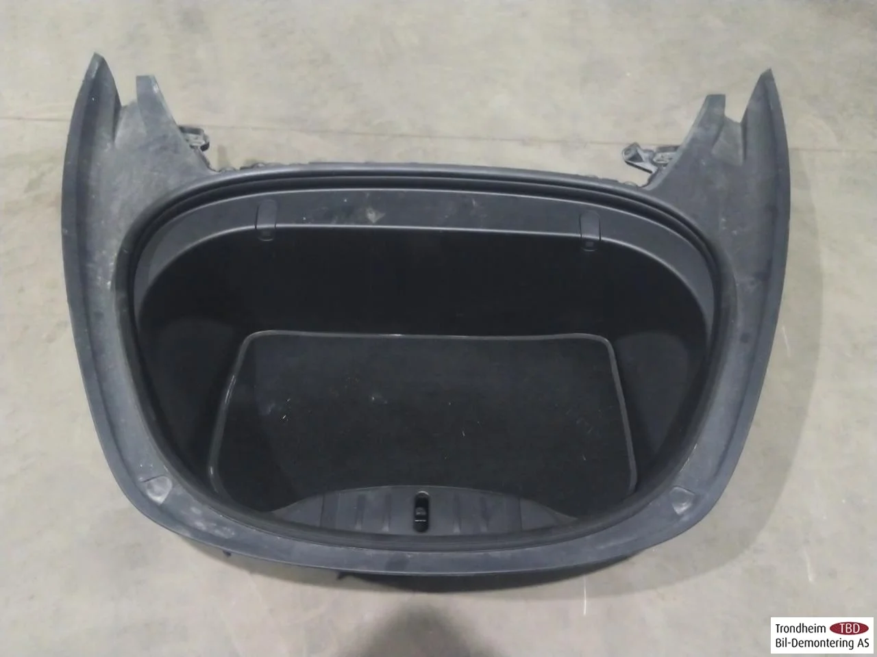 Tesla MODEL 3 2017--> Raktérvédő szőnyeg / borítás