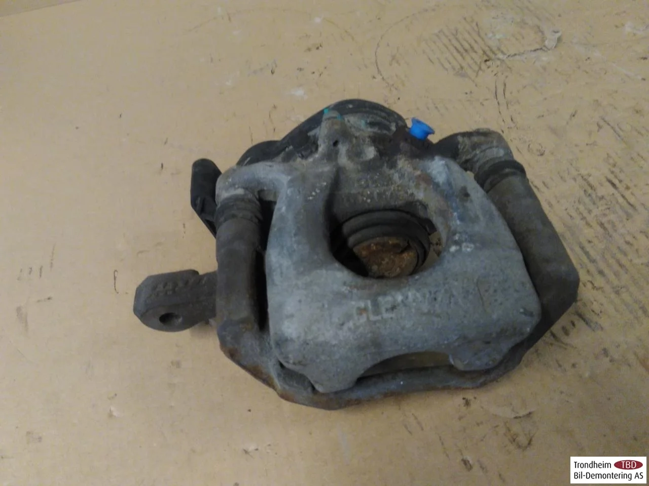 Nissan LEAF 2017-24 Rear left brake caliper