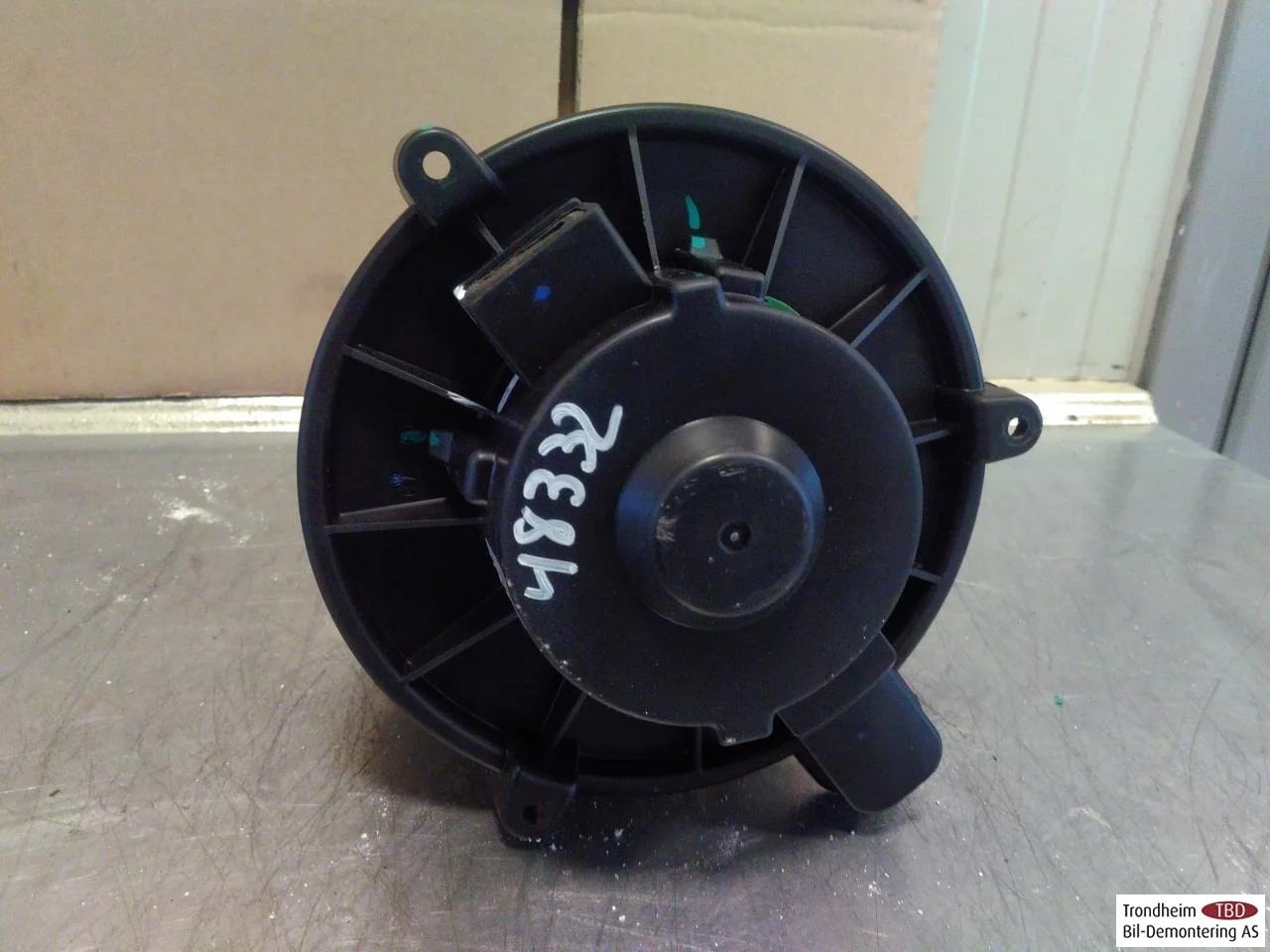 Mg ZS EV 2020- Heater blower motor view 2