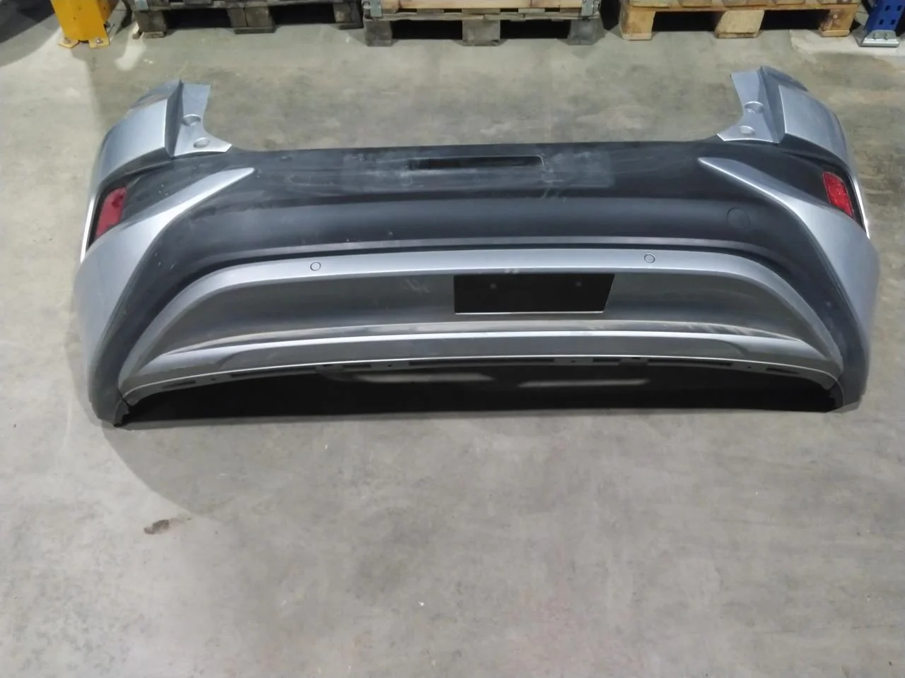 Volkswagen ID.4 2021- Rear bumper