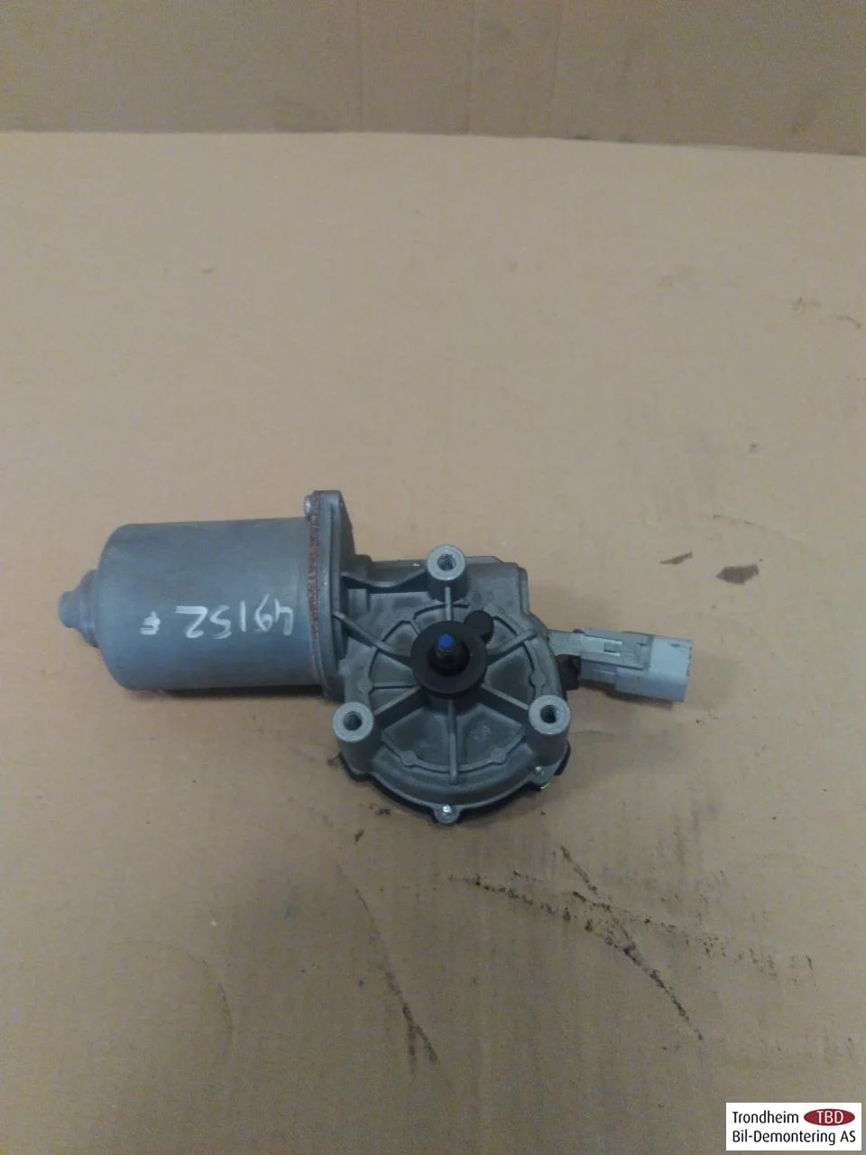 Maxus E-DELIVER9 2022- Ablaktörlő motor, szélvédő