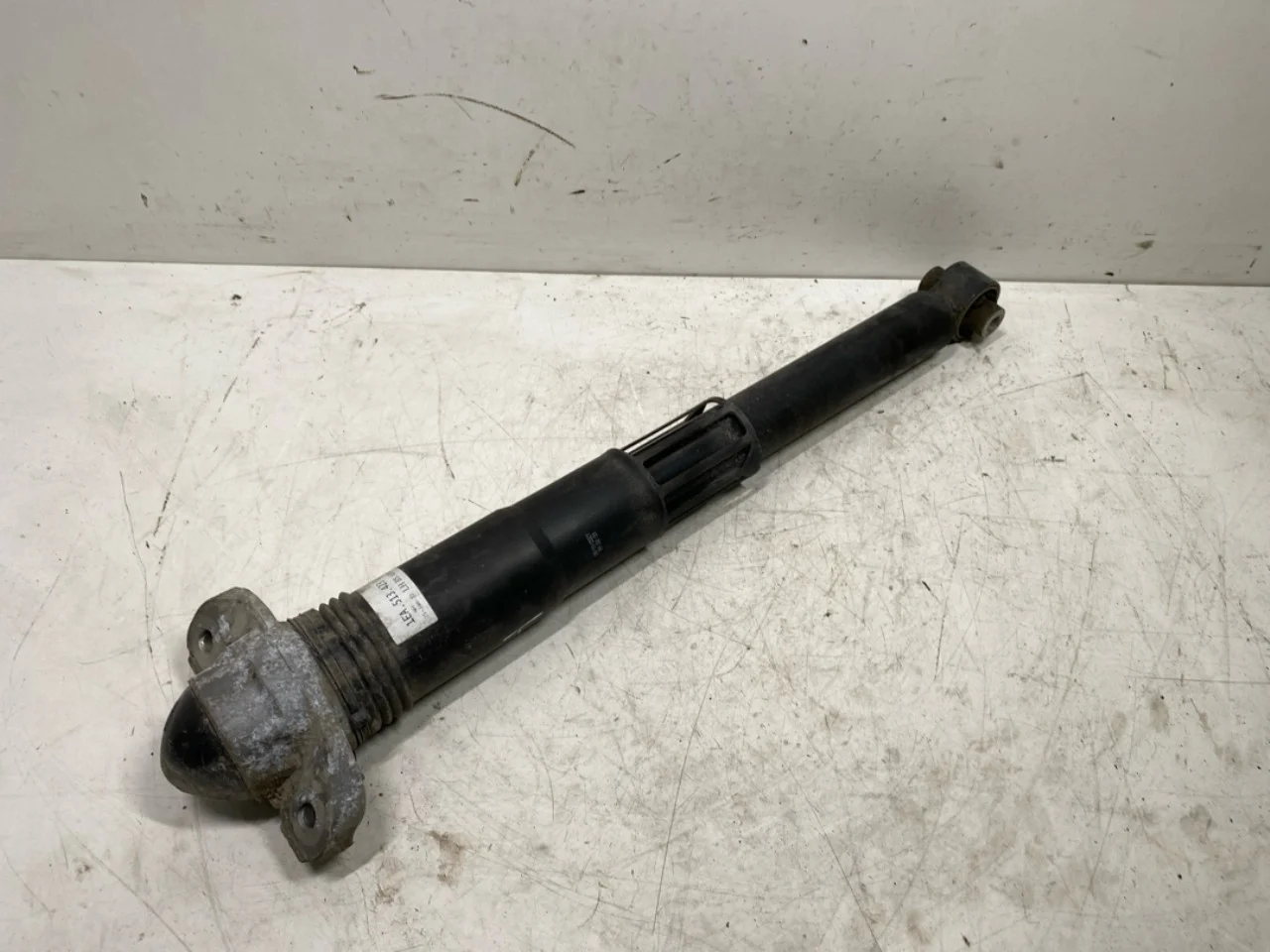Cupra BORN 2022- Shock absorber, rear view 3