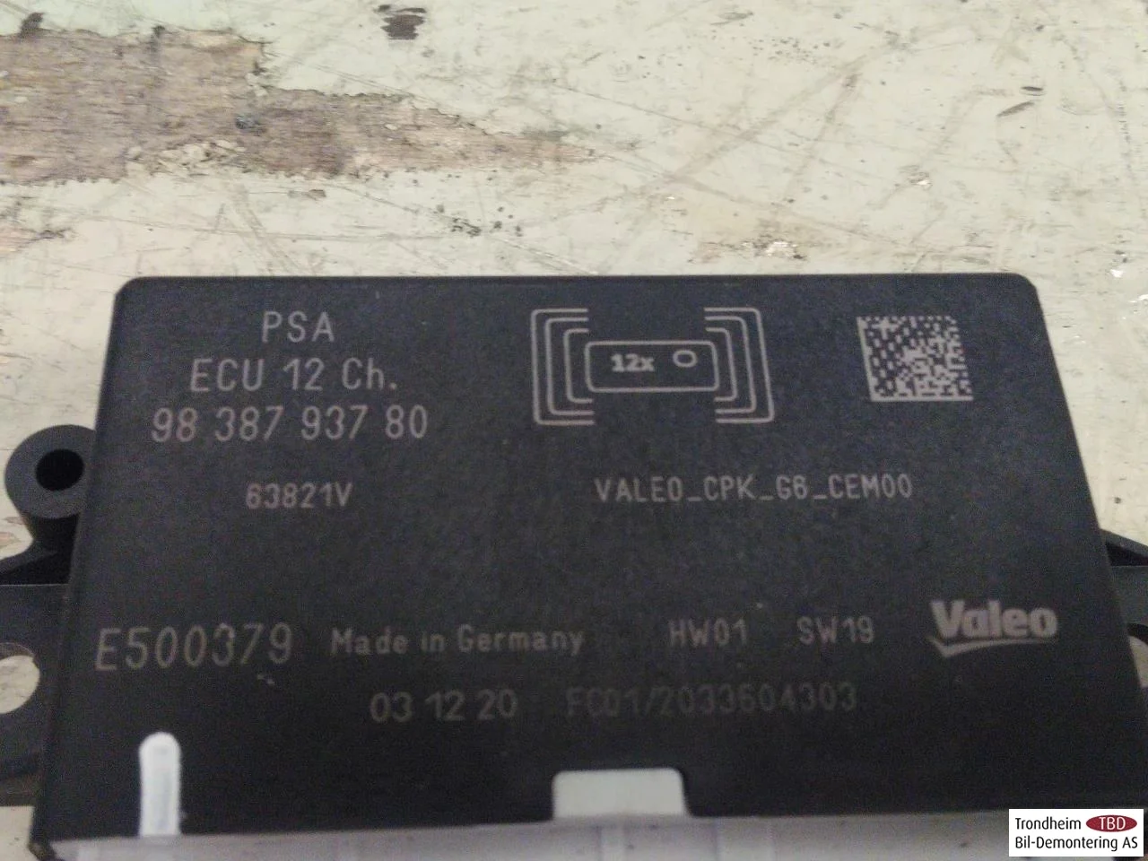 Peugeot 208/E-208 2020-> Vezérlőegység, parkolássegéd nézet 4