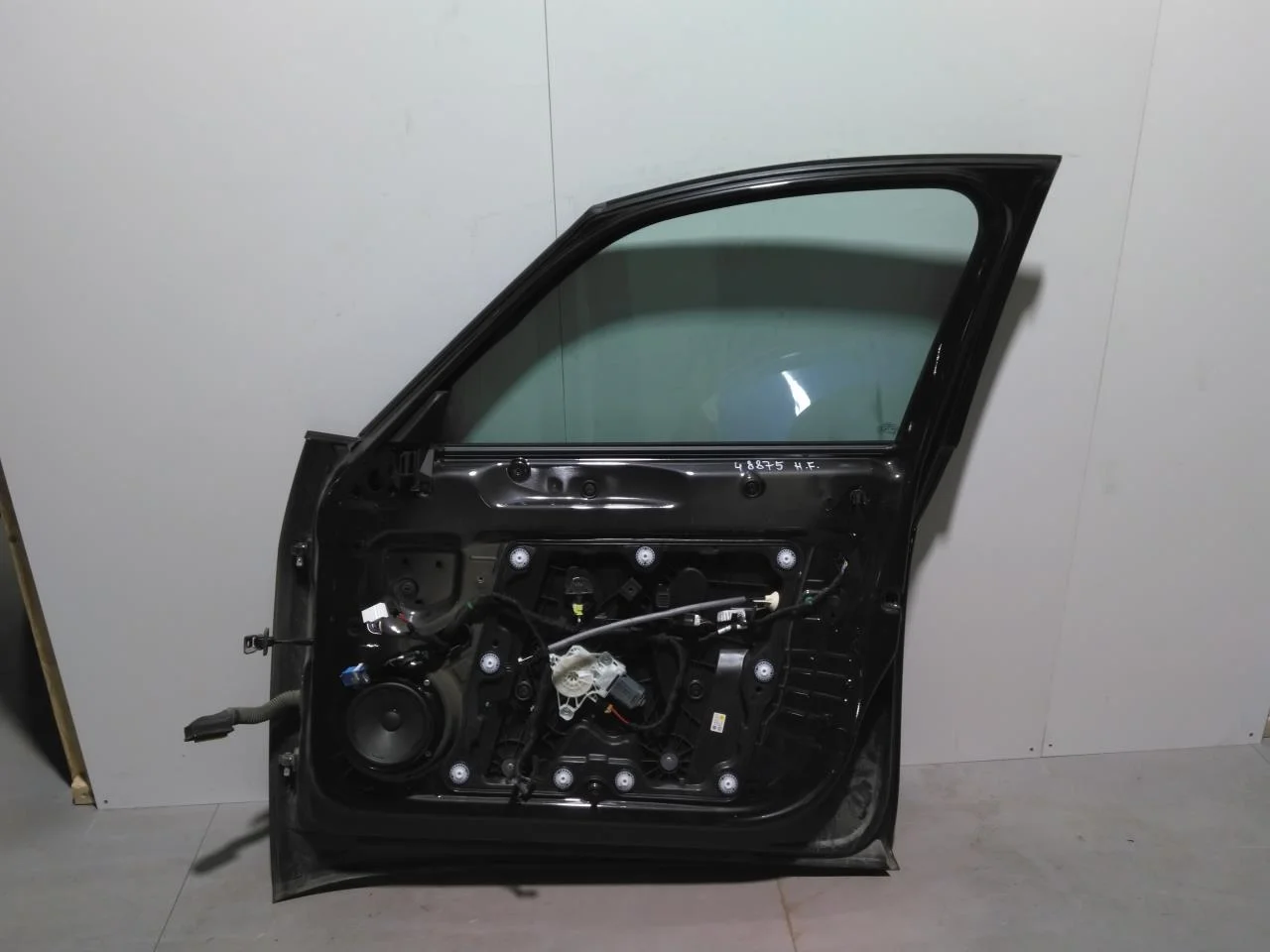 Volkswagen ID.3 2021- Ajtó, 4 ajtós, első, jobb nézet 3