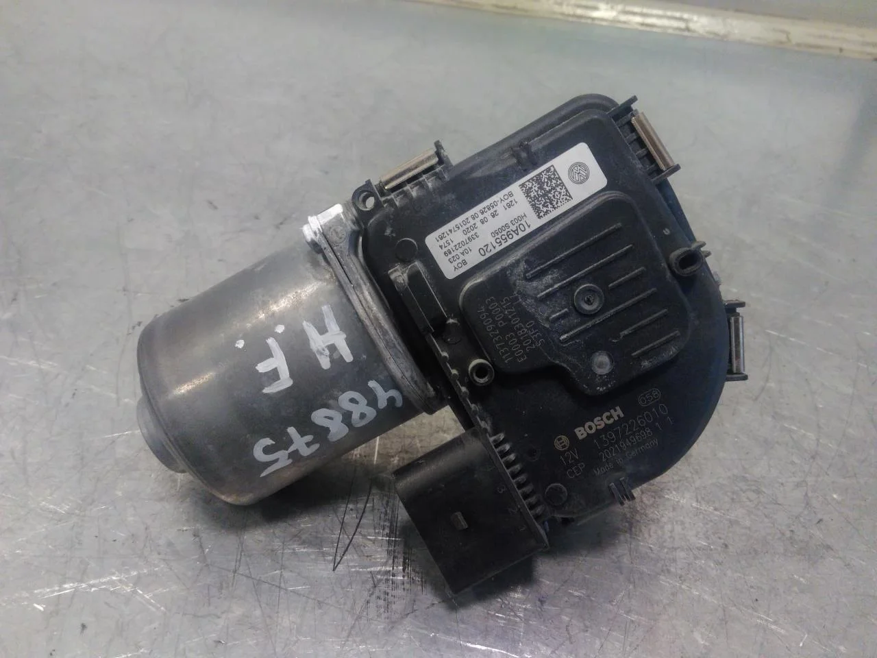 Volkswagen ID.3 2021- Ablaktörlő motor, szélvédő nézet 2