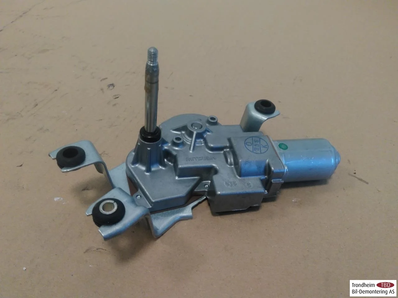 Mercedes EQA H243 2021- Ablaktörlő motor, csomagtérajtó