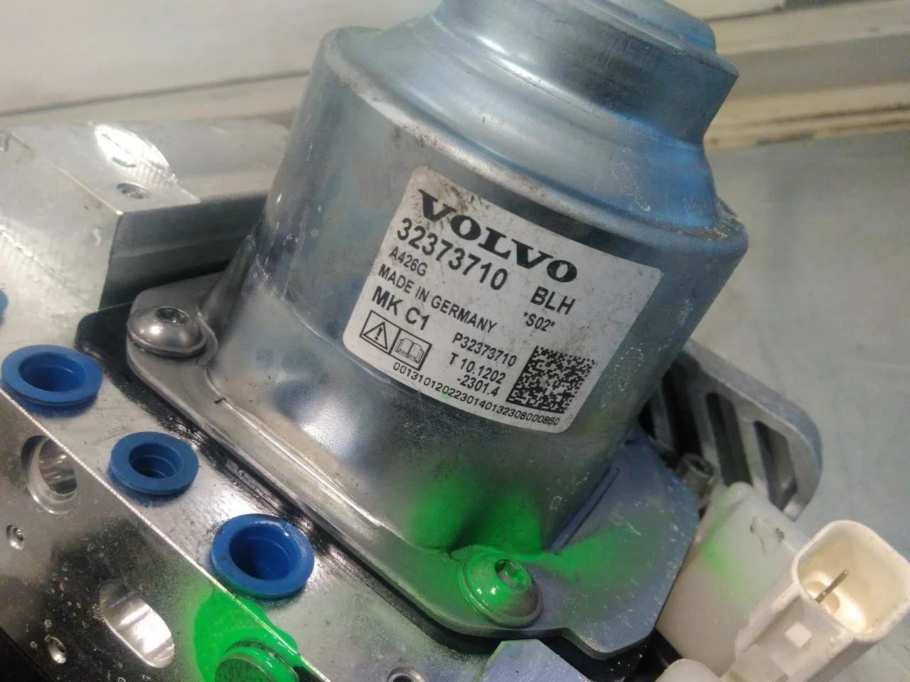 Volvo C40/RECHARGE 2021-> Servofrână vedere 4