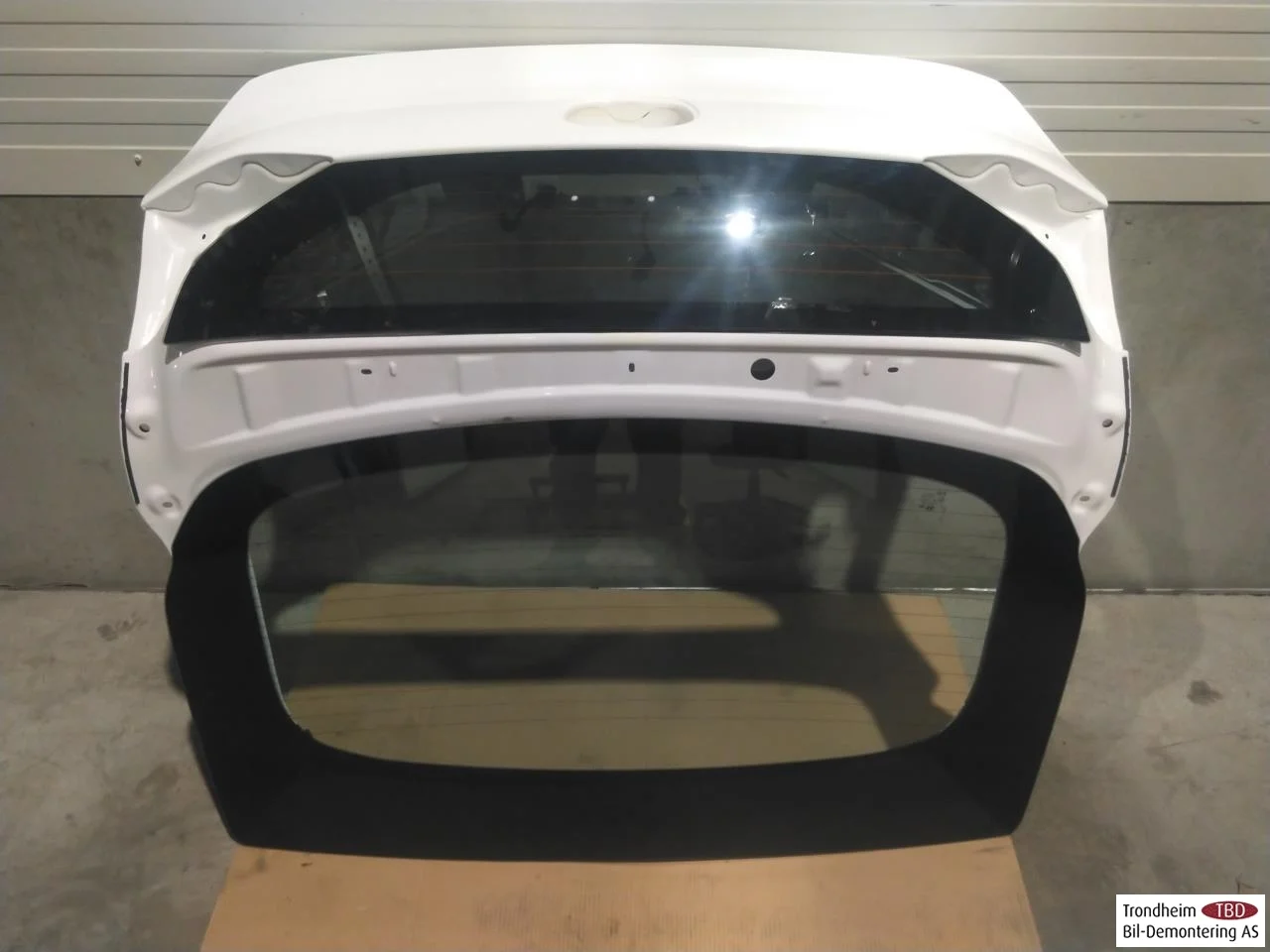 Hyundai IONIQ AE 2017-22 Csomagtérajtó, ferdehátú / kombi