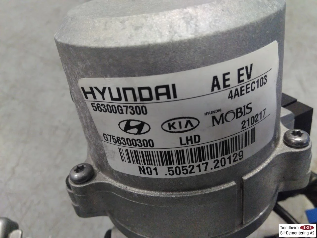 Hyundai IONIQ AE 2017-22 Kormányoszlop egység szervóval nézet 3