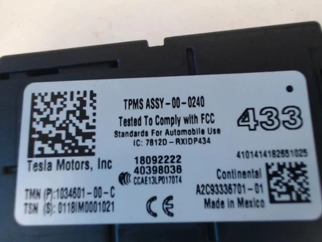 Tesla MODEL X 2016- TPMS érzékelő / keréknyomás-ellenőrző nézet 2