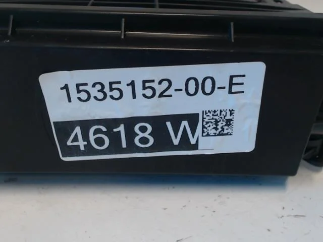Tesla MODEL X 2016- Vezérlőegység, egyéb nézet 2