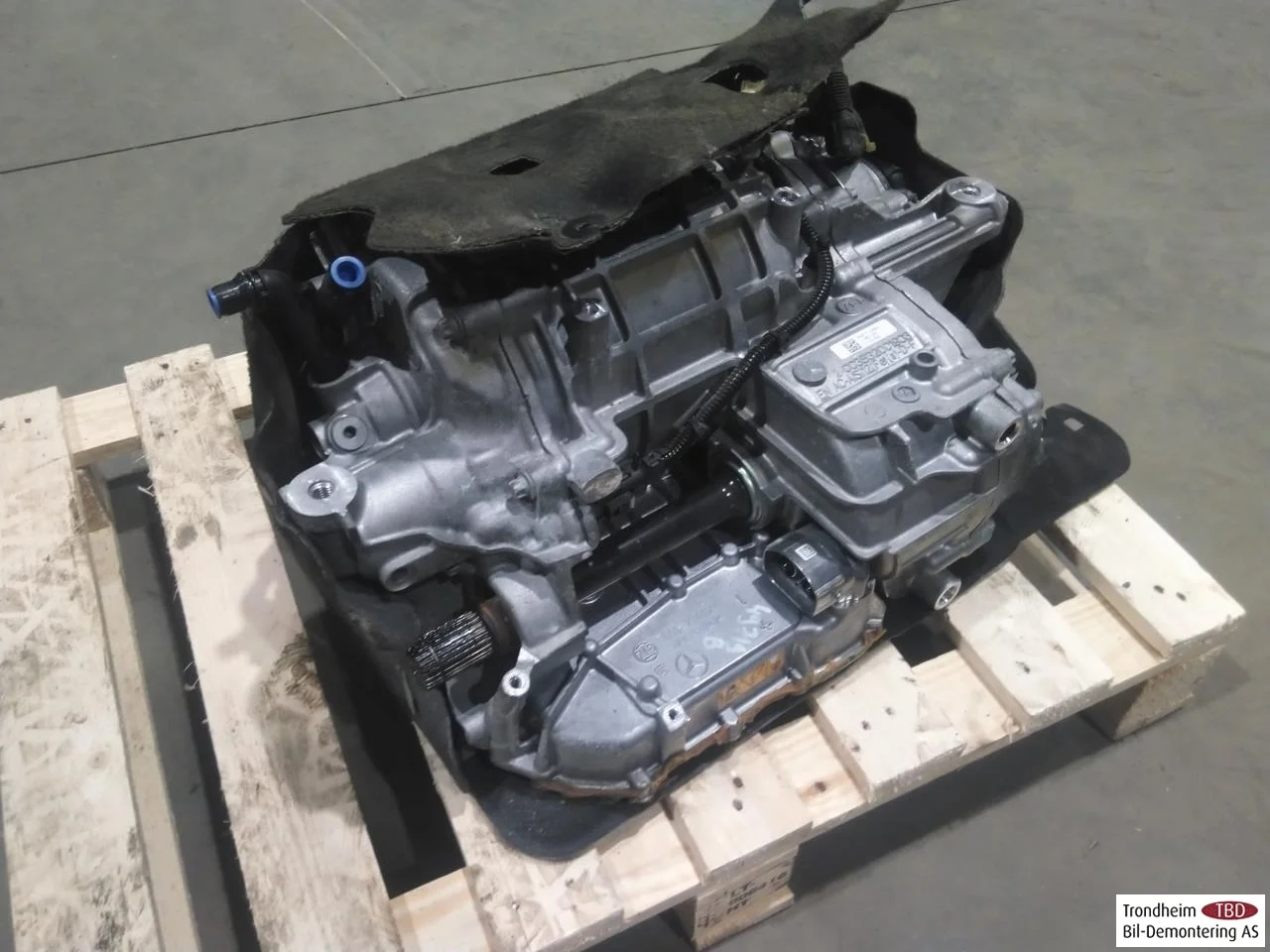 Mercedes EQA H243 2021- Elektromos motor, hátsó