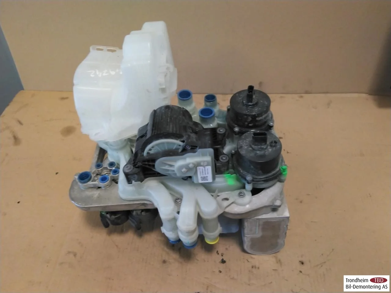 Tesla MODEL 3 2017--> Klíma, egyéb