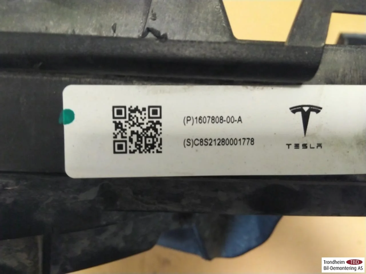 Tesla MODEL 3 2017--> Hűtőventilátor, elektromos nézet 3